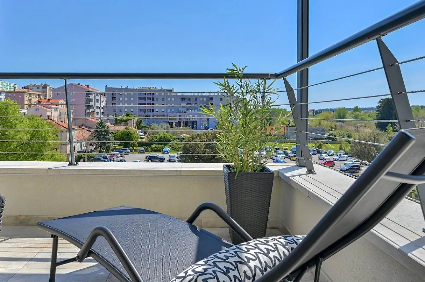 La Terrazza * * * *City Center Lux New Apt+Parking Pula Apartment
