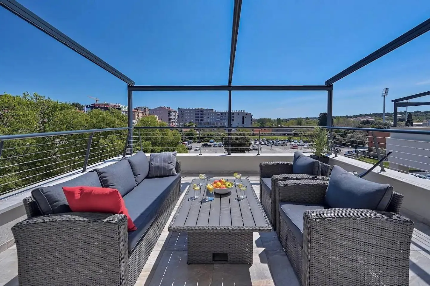 Apartment La Terrazza * * * *City Center Lux New Apt+Parking Pula