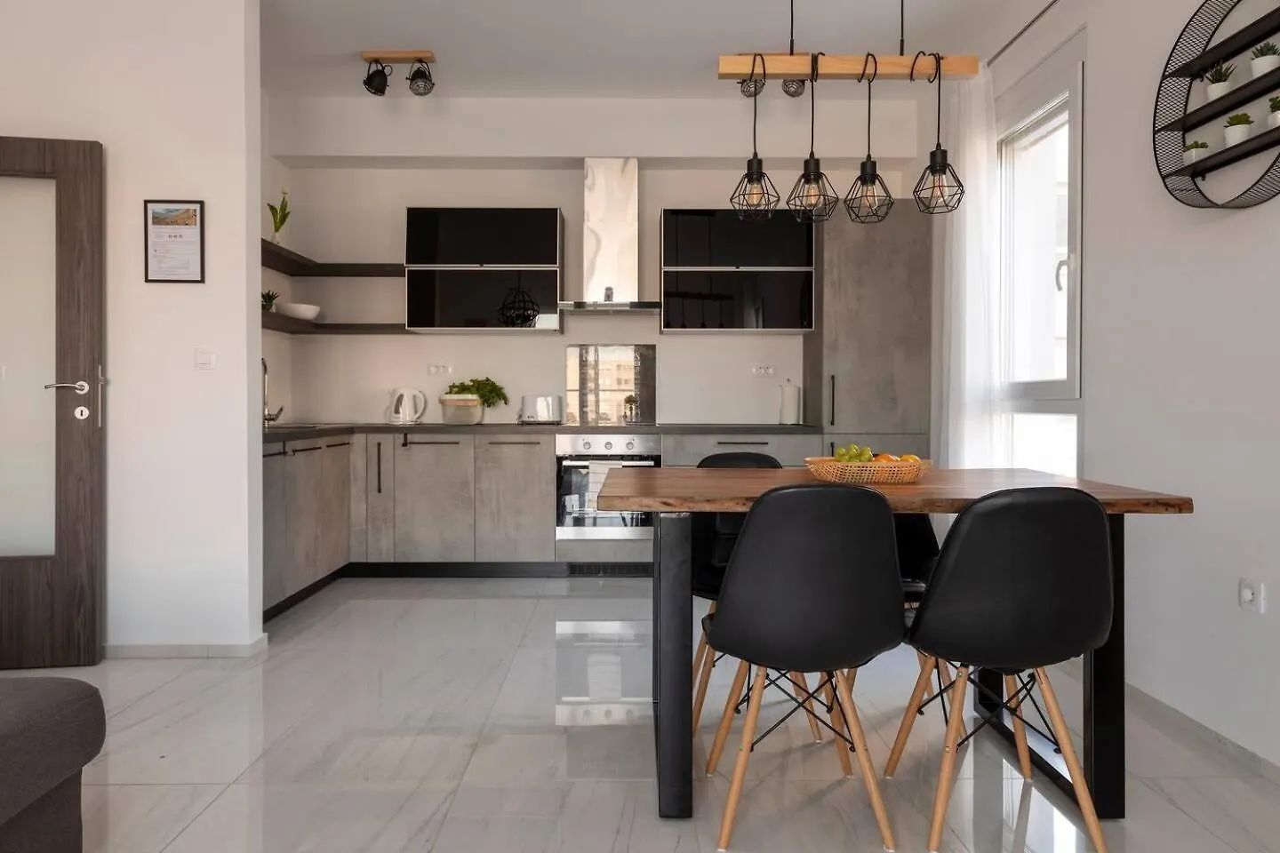 Apartment La Terrazza * * * *City Center Lux New Apt+Parking Pula